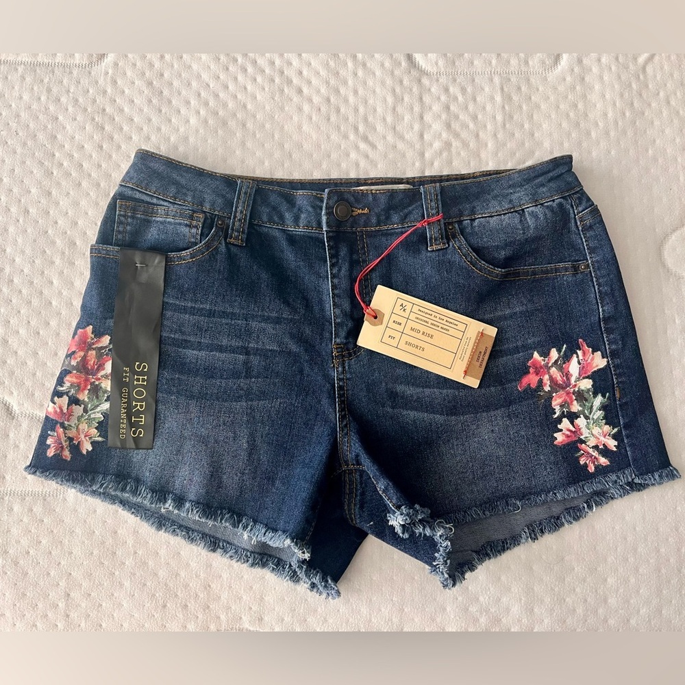 Angel Kiss — Women's Blue Denim Shorts with Floral Print *NEW* - Picture 8 of 11